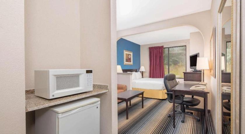 Baymont By Wyndham Laurel Otel Dış mekan fotoğraf