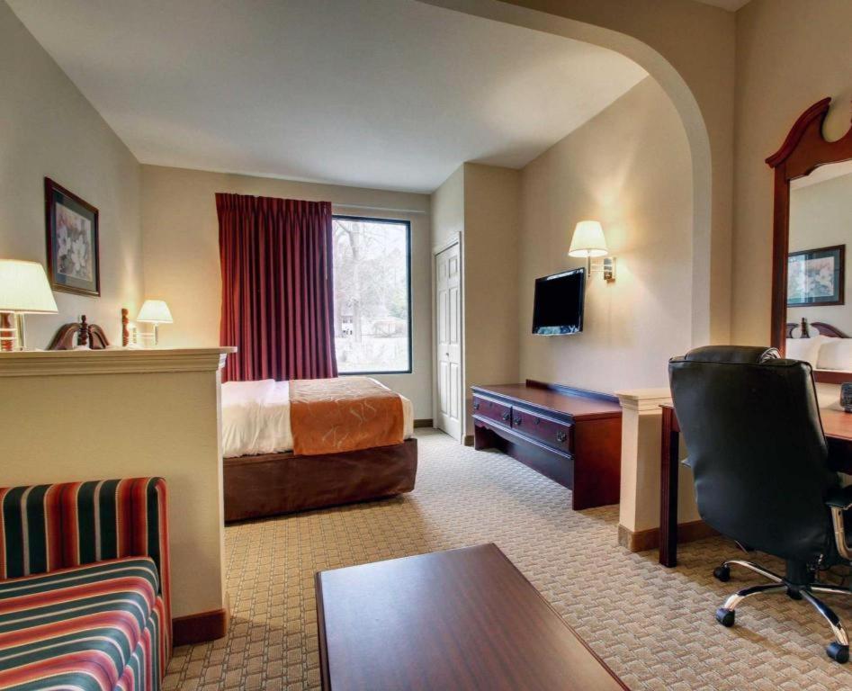 Baymont By Wyndham Laurel Otel Dış mekan fotoğraf