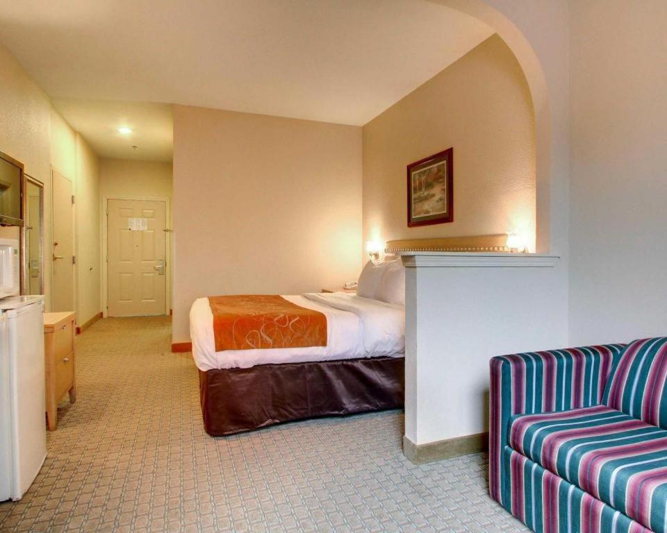 Baymont By Wyndham Laurel Otel Dış mekan fotoğraf