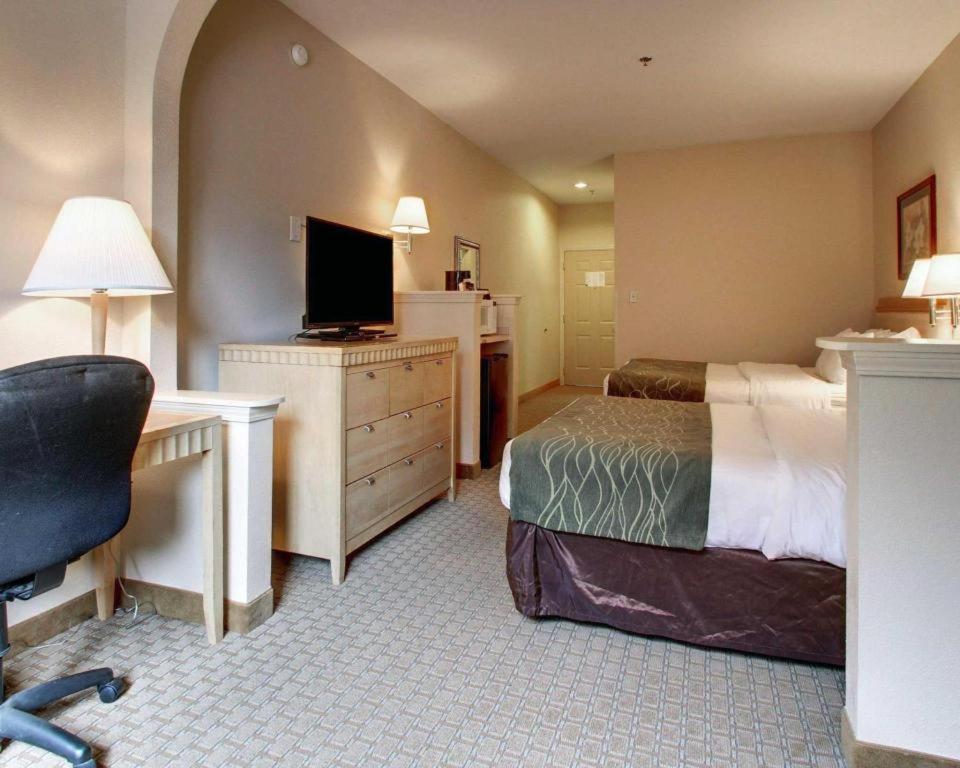 Baymont By Wyndham Laurel Otel Dış mekan fotoğraf